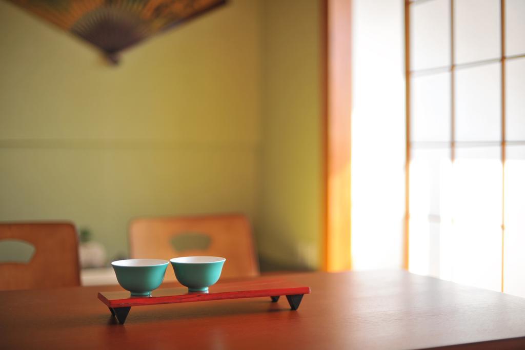Onsen Hostel Hinoemi Atami  Zimmer foto